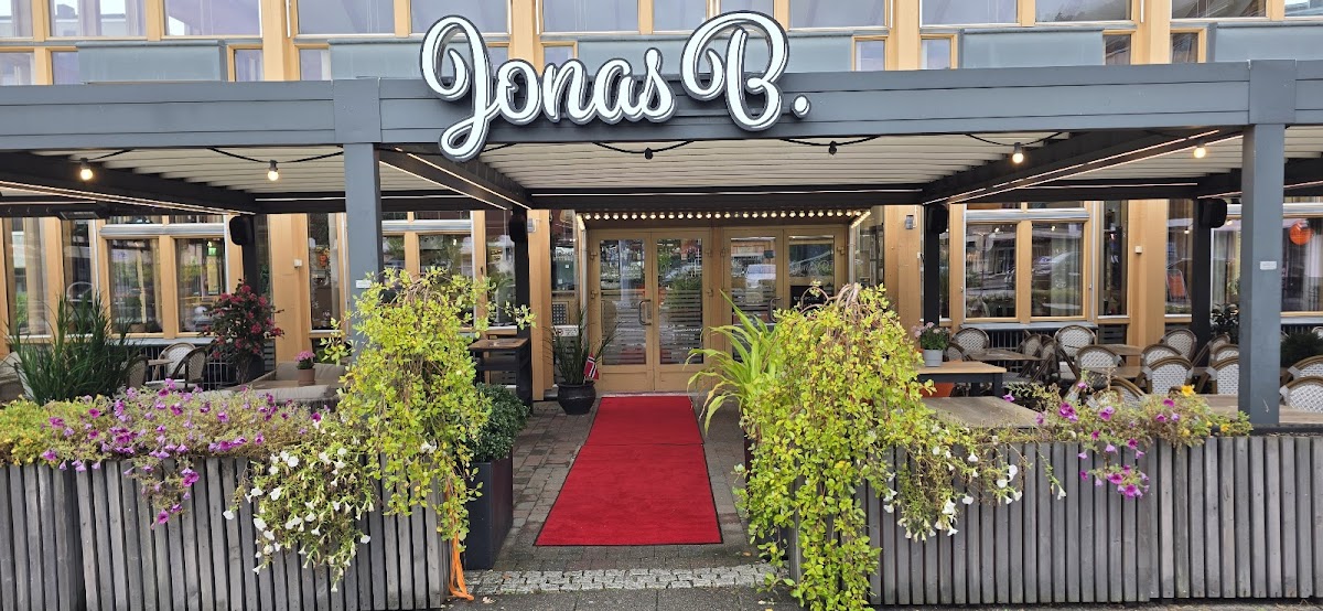 Jonas B. Lyngdal